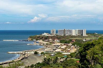 Telconet selects Vertiv to build a cable landing station in Colombia, advancing the CSN-1 project despite regulatory challenges