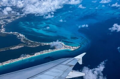 Aerial view of Cancun's Caribbean coastline, illustrating MDC's planned MANTA landing hub